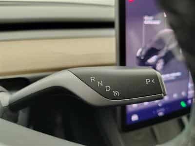 Tesla Model Y Standard Range NAVI / FULL LED / PANO / CAMERA 360" / JA 19" (2023) - Foto 12