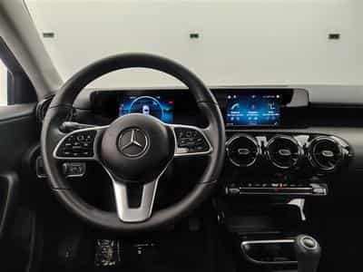 Mercedes A 180 A 180 Business solution NAVI/JA16/PDC AV AR (2022) - Foto 9