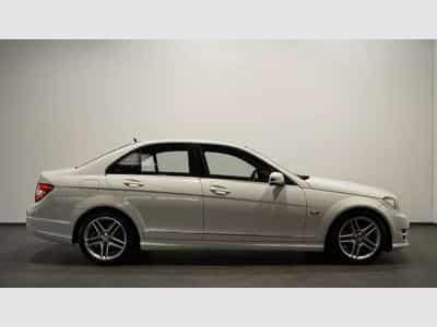 Mercedes C 200 CGI BlueEfficiency AMG Line *Bi-Xenon *SHZ (2011) - Photo 4