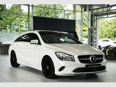 Mercedes CLA 220 4M Urban *18 *Pano*Navi (2016) - Photo 6