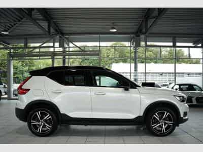 Volvo XC40 R Design 2WD *2.H *Digital *GSD *360° *H&K (2018) - Photo 6