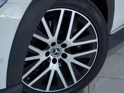 Mercedes E 220 d 4Matic All-Terrain *Widescreen *LED * (2019) - Photo 3