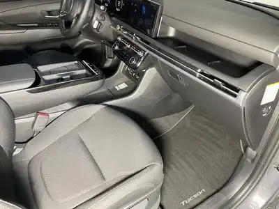 Hyundai Tucson 1.6 T-GDi HYBRID 215 INTUITIVE (2024) - Foto 10