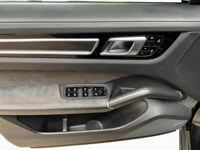 Porsche Cayenne GTS+Tiptronic-S+PTM+AHK+Bose+PDLS-Plus+Accés-Confort (2020) - Photo 14