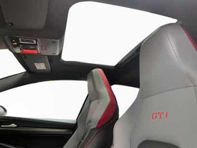 VW Golf GTI+DSG+360°+LM19+P.Leder+Pano+P.Tech. (2025) - Photo 15
