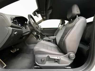 VW T-Roc R-Line+DSG+LM19+IQ-Light+Black-Style+Stand-H.+Keyless (2022) - Photo 9