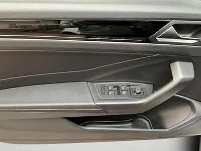 VW T-Roc R-Line+DSG+LM19+IQ-Light+Black-Style+Stand-H.+Keyless (2022) - Photo 14