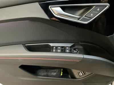 Audi Q4 e-tron 77kWh+SB+e-tron40+S-Line+P.Premium+Pano+Black-Style+Sonos (2022) - Foto 14