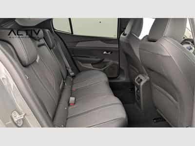 Peugeot 408 Hybrid 145 e-DCS6 Allure (2025) - Photo 10