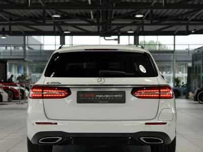 Mercedes E 300 e T AMG Line *Pano *BURM *Night (2021) - Photo 8