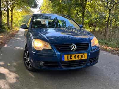 VW Polo TOUR (2007) - Photo 1