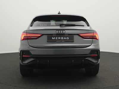 Audi Q3 Sportback 35 1.5 TFSI S line (2021) - Foto 4