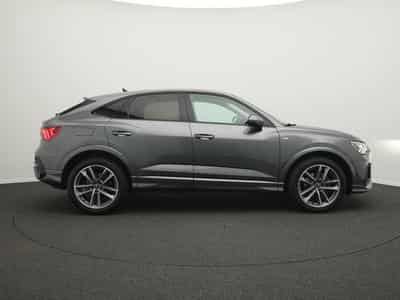 Audi Q3 Sportback 35 1.5 TFSI S line (2021) - Foto 5