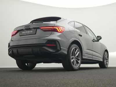 Audi Q3 Sportback 35 1.5 TFSI S line (2021) - Foto 11