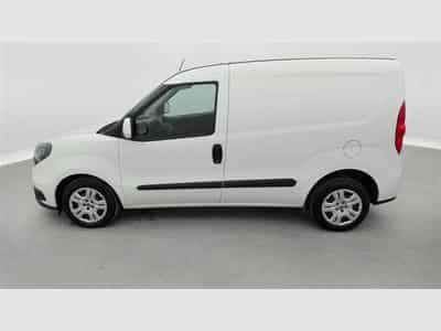 Fiat Doblo 1.6 MJET Cargo CLIM / CARPLAY (2023) - Foto 3