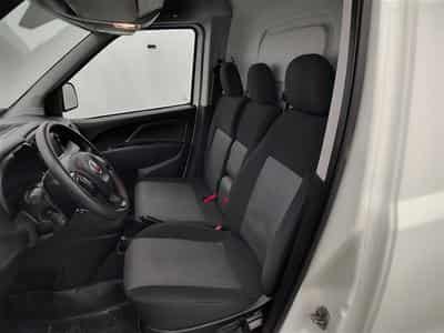 Fiat Doblo 1.6 MJET Cargo CLIM / CARPLAY (2023) - Foto 7