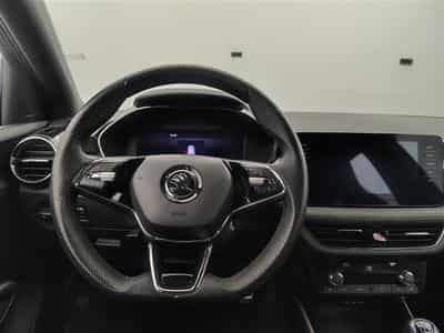 Skoda Fabia 1.0 TSI Selection *NAVI/CAMERA/PDC/CARPLAY/FULL LED/JA* (2024) - Foto 9