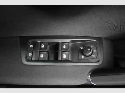VW Touran Comfortline BMT/Start-Stopp (2026) - Photo 7