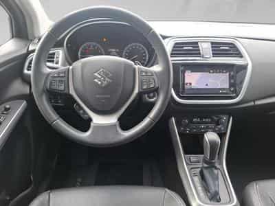 Suzuki S-Cross 1.4 Grand Luxe Xtra A/T 4x4 (2017) - Foto 6