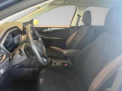 Ford Kuga 1.5i EcoB. 110kW S/S Titanium (2020) - Photo 4