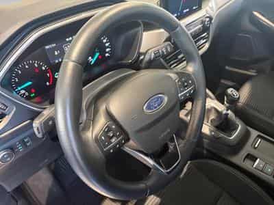 Ford Kuga 1.5i EcoB. 110kW S/S Titanium (2020) - Photo 8