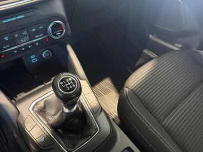 Ford Kuga 1.5i EcoB. 110kW S/S Titanium (2020) - Photo 9