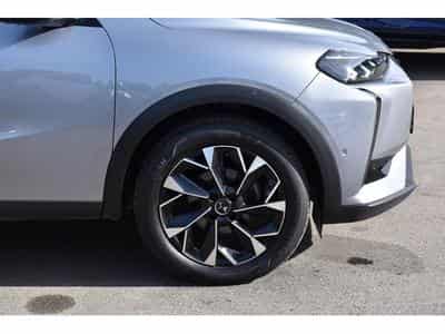 DS Automobiles DS3 1.2 PureTech EAT8 Rivoli CUIR GPS CAM LANE SIDE FOCAL 1°MAIN (2023) - Photo 5