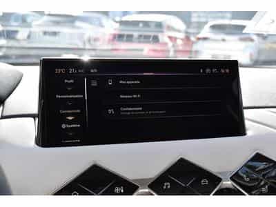 DS Automobiles DS3 1.2 PureTech EAT8 Rivoli CUIR GPS CAM LANE SIDE FOCAL 1°MAIN (2023) - Photo 12