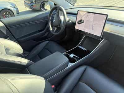 Tesla Model 3 239 KW - 325 CV STANDARD PLUS (2019) - Photo 11