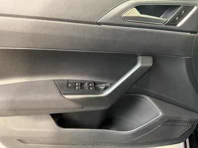 VW Polo R-Line+DSG+P.Assisted+P.Lumiere (2025) - Photo 10