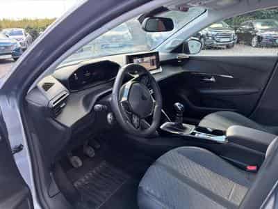 Peugeot 208 1.2 100 ALLURE (2025) - Foto 11