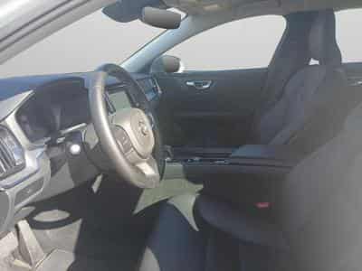 Volvo V60 B4 Core Mild Hybride / Esence (2025) - Photo 9