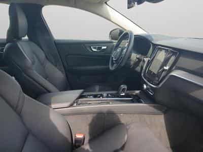 Volvo V60 B4 Core Mild Hybrid / Essence (2025) - Photo 15