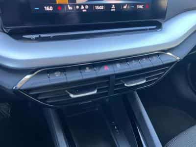 Skoda Octavia 2.0 TDi AMBITION DSG 7 (2021) - Photo 9