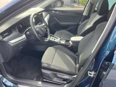 Skoda Octavia COMBI 1.4 TSI CLEVER 204 CV HYBRIDE (2022) - Photo 5