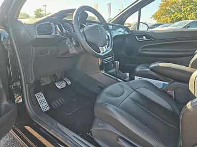 DS Automobiles DS3 PURETECH 110 SPORT CHIC EAT6 (2015) - Foto 12