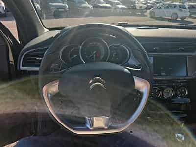 DS Automobiles DS3 PURETECH 110 SPORT CHIC EAT6 (2015) - Foto 14