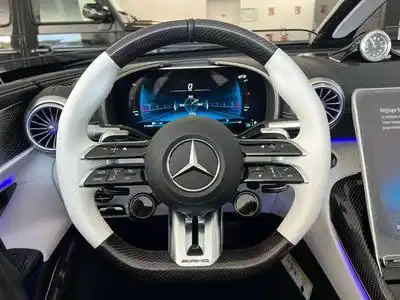 Mercedes SL Roadster AMG MERCEDES-AMG PureSpeed (2026) - Foto 11