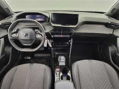 Peugeot 2008 1.2 PureTech 130Cv EAT8 Allure NAVI / CARPLAY / S-CUIR (2024) - Foto 8