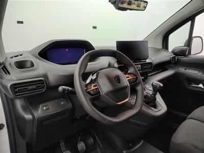 Peugeot Partner 1.5 BlueHDi L1 STD Light S/S (2024) - Foto 8