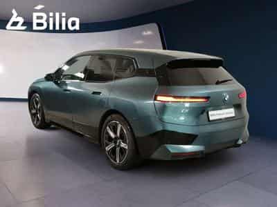 BMW iX xDrive40 (2022) - Photo 4