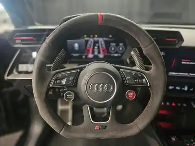 Audi RS3 Limousine 400 CV QUATTRO (2025) - Photo 2