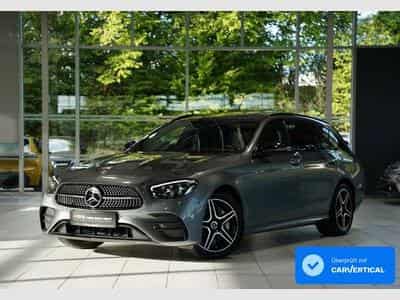 Mercedes E 300 de T AMG Line *2.H *Pano *Night *BURM *AHK (2022) - Photo 1