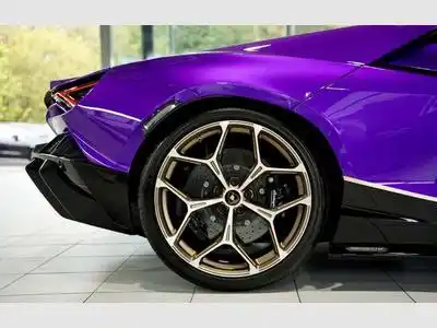 Lamborghini Revuelto *Ad Personam*Passenger*Sonus*PPF*MwSt. (2025) - Foto 13