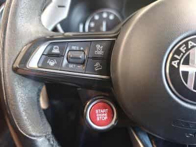 Alfa-Romeo Stelvio V6 2.9 Bi-Turbo AT8-Q4 (2023) - Photo 15