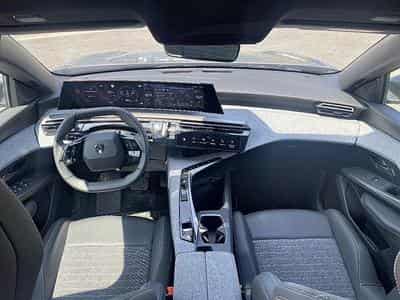 Peugeot 5008 HYBRID 145 ALLURE E-DCS6 (2025) - Foto 10