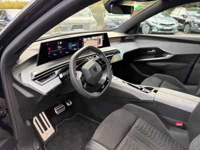 Peugeot 5008 HYBRID 145 GT E-DCS6 (2025) - Photo 11