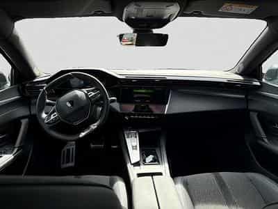 Peugeot 308 1.2 HYBRID 145 GT E-DCS6 (2025) - Photo 10