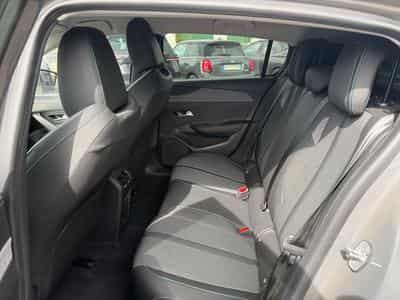 Peugeot 308 1.5 BLUEHDI 130 ALLURE EAT8 (2025) - Photo 13