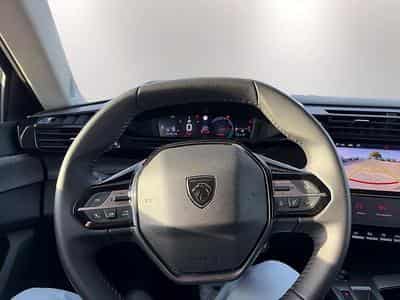 Peugeot 408 HYBRID 145 ALLURE E-DCS6 (2025) - Foto 10